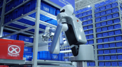 免锻炼“上岗” 成都高新区企业为智能仓储物流